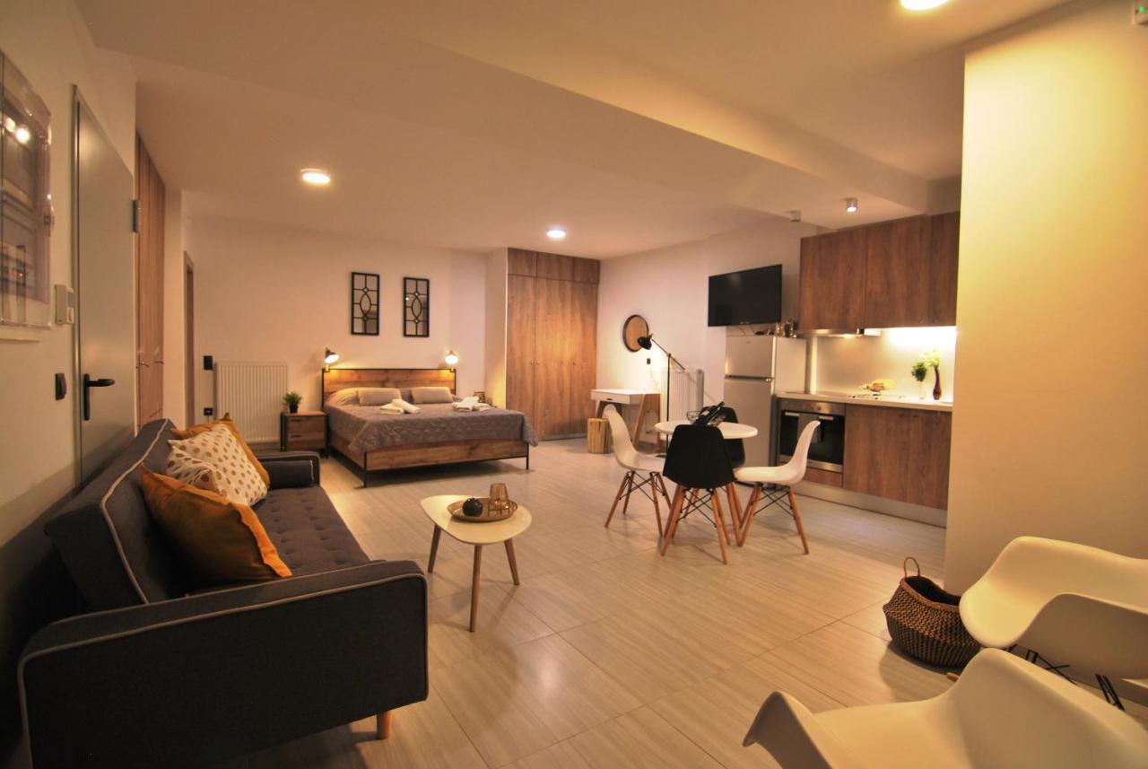 Brand New Cozy Basement Apartment アルゴストリオン エクステリア 写真