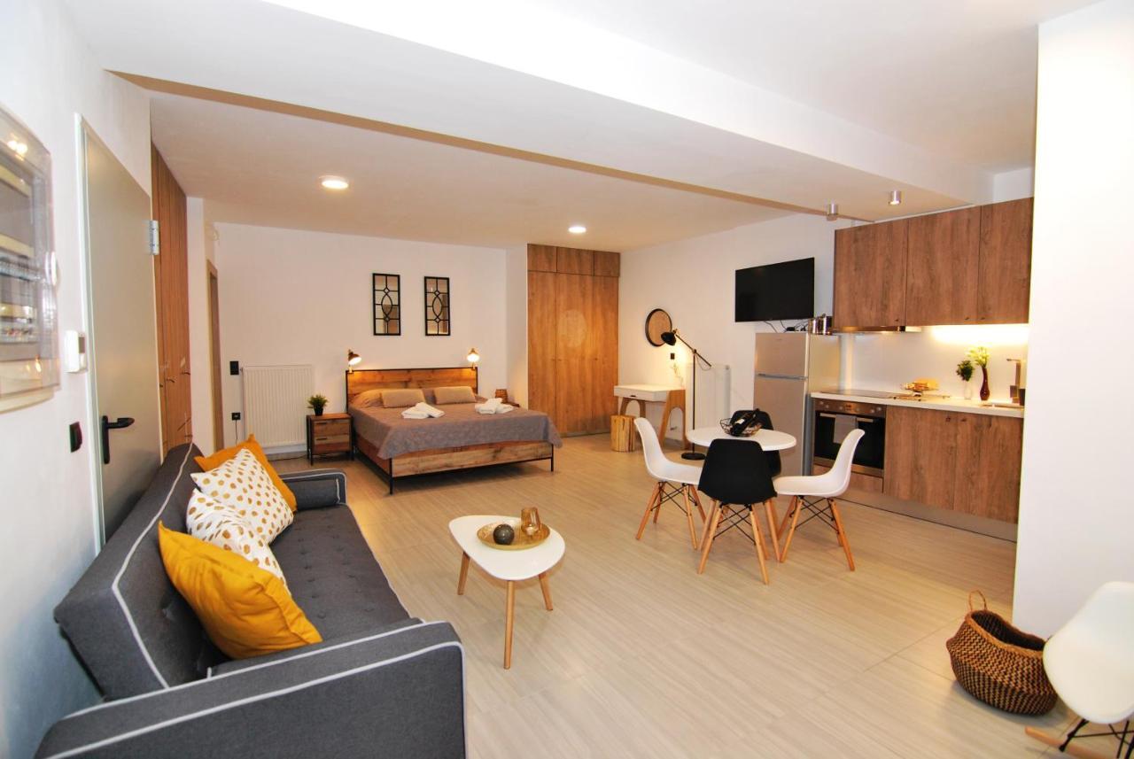 Brand New Cozy Basement Apartment アルゴストリオン エクステリア 写真